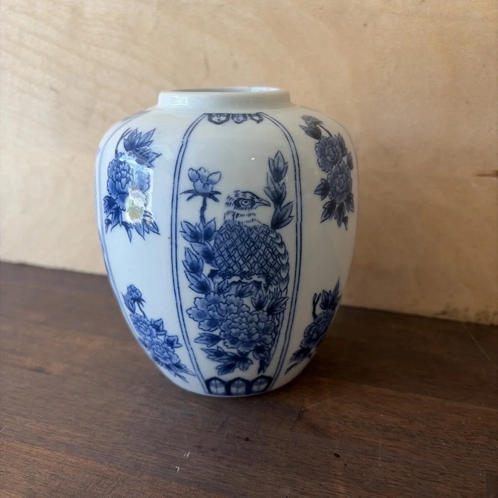 VINTAGE CHINESE STAMPED CHINA BLUE & WHITE GINGER JAR BIRD FLORAL MOTIF 5'